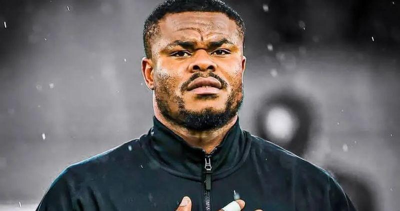 Stanley Nwabali in action for Chippa United during a South African Premiership match.