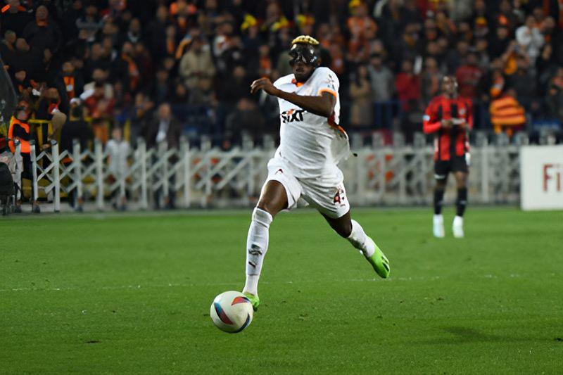 Former Beşiktaş star Sinan Engin labelled Osimhen’s arrival as an "unfair advantage" for Galatasaray
