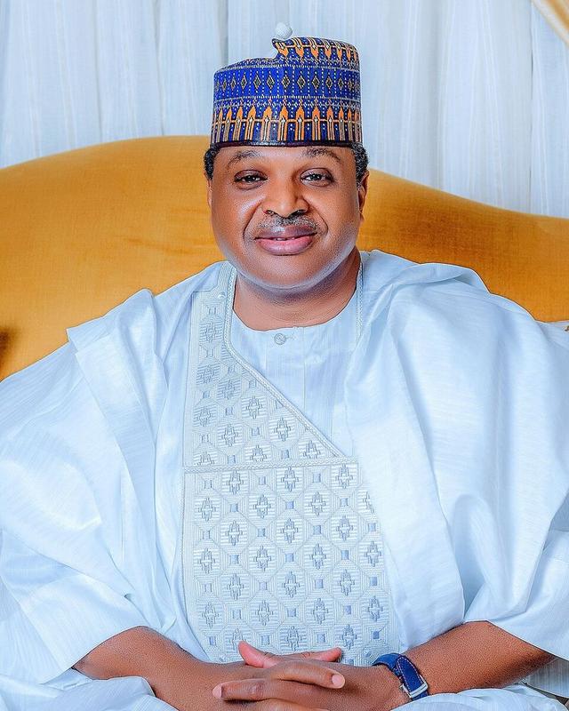 Retired Air Marshal Sadique Abubakar addressing supporters during a political gathering in Bauchi State.