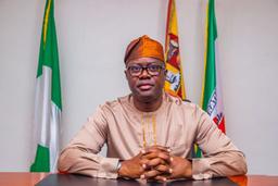Governor Seyi Makinde speaking at the opposition summit in Ibadan where his “Operation Wetie” remarks sparked debate.