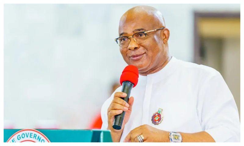 Imo State Governor Hope Uzodimma addressing APC leaders at Government House in Owerri
