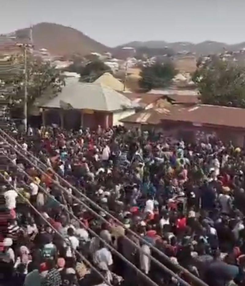 Crowds of protesting residents in Jos North demanding action after a deadly Palm Sunday attack in Plateau State.