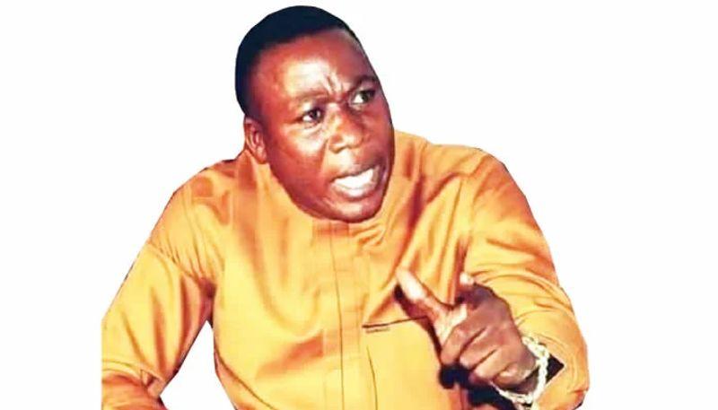 Sunday Adeyemo (Igboho) addressing a student group in Ibadan while speaking on insecurity and school abductions in Oyo State.