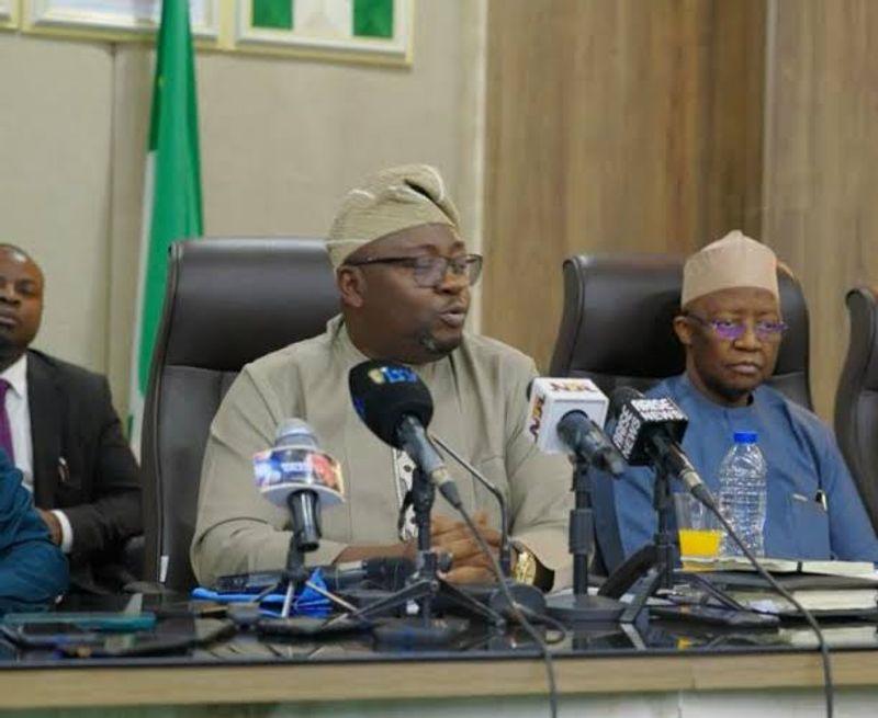 Minister of Power, Chief Adebayo Adelabu speaking at a press conference about improvements in Nigeria's electricity supply.
