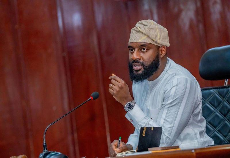 Oyo Assembly begins the process to outlaw single-use plastics by 2027.

