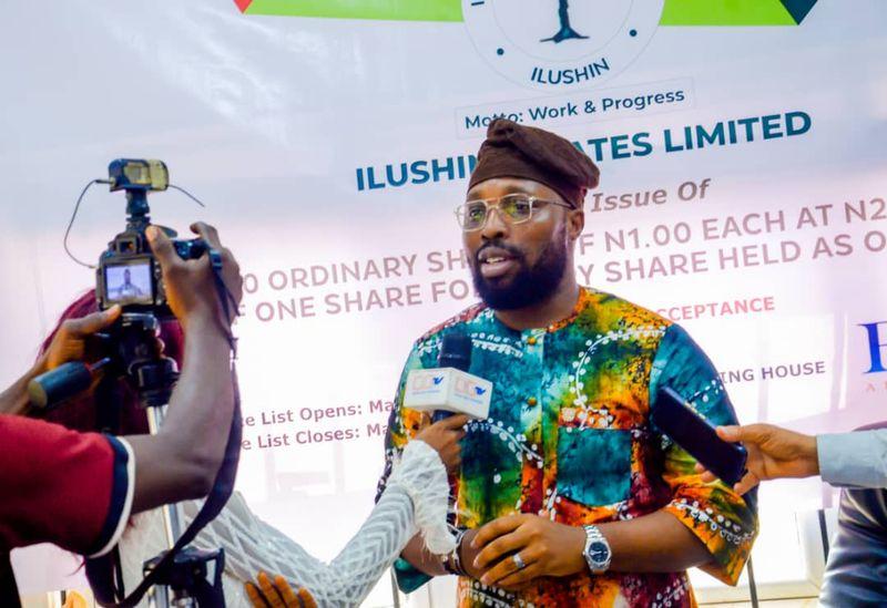 Veterinary officers administering vaccines to livestock during Ogun State’s 2026 mass vaccination campaign at Obafemi Owode.