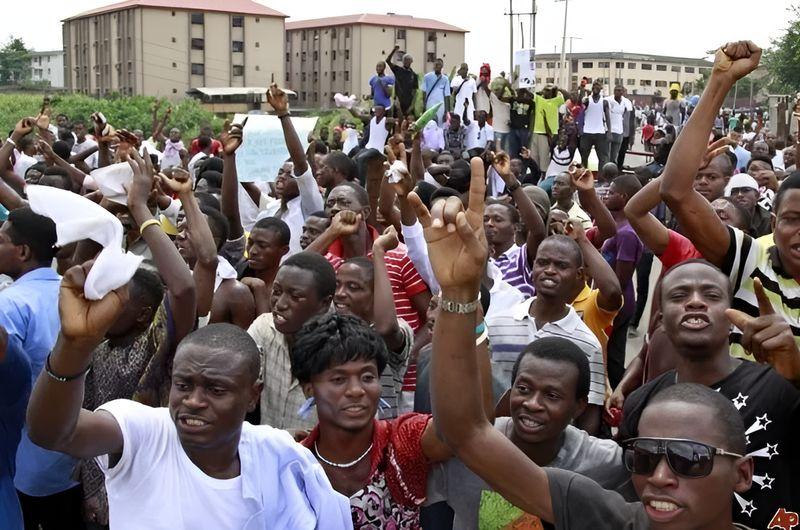 Nigerian undergraduates lament the high cost of living and exorbitant school fees.