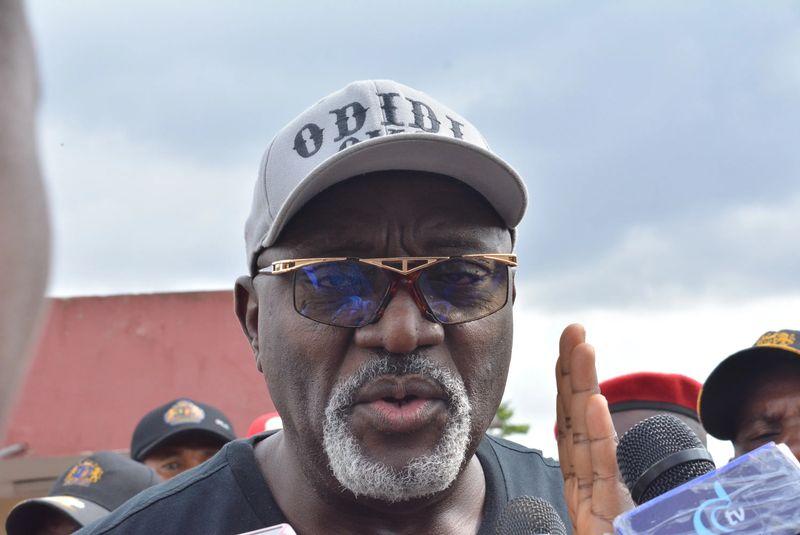 Adedeji Olajide, PDP governorship aspirant in Oyo State, speaking during a meeting with NUJ officials in Ibadan