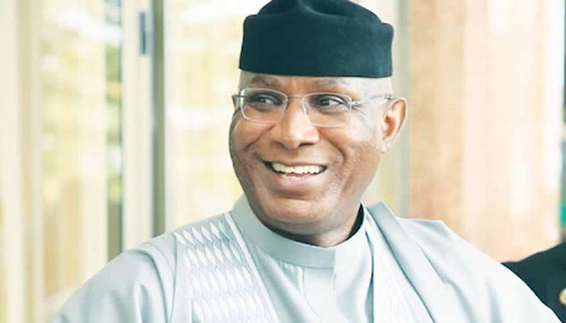 Ovie Omo-Agege welcomes Chief Itiako Ikpokpo into the APC in Delta State, as 10 PDP lawmakers prepare to defect, reshaping the state’s political dynamics.
