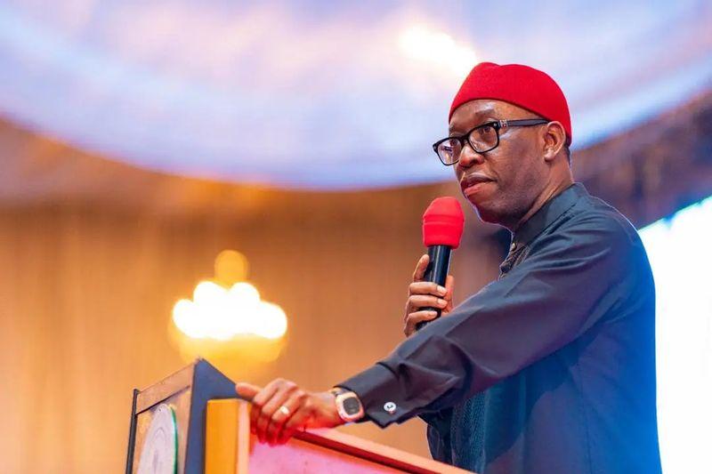 Former Delta State governor Ifeanyi Okowa addressing supporters after winning the APC senatorial primary in Delta North.