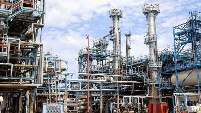 Port Harcourt Refinery with trucks lined up at the loading bay amid ongoing dispute with Petroleum Tanker Drivers over loading delays.
