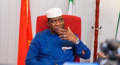 Senator Opeyemi Bamidele delivering a keynote speech in Ilaro, Ogun State, on Ogun West’s 2027 governorship ambition.