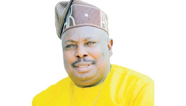 Sunday Akere addressing stakeholders during the inauguration of Renewed Hope Local Government Ambassadors in Osogbo.