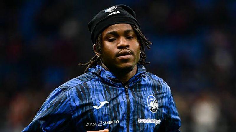 Ademola Lookman in action for Atalanta, ahead of his transfer to Atletico Madrid.