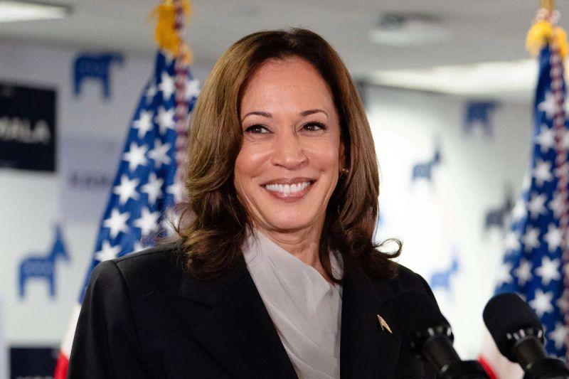 Kamala Harris sparks 2028 buzz with comeback hint at key democratic event.
