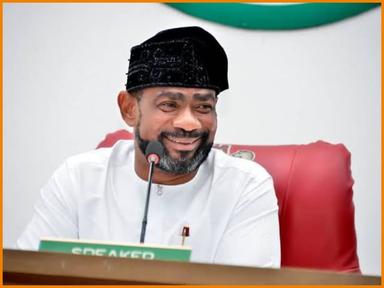 Rt. Hon. Agbebaku and other Edo lawmakers have abandoned the PDP for APC. 
