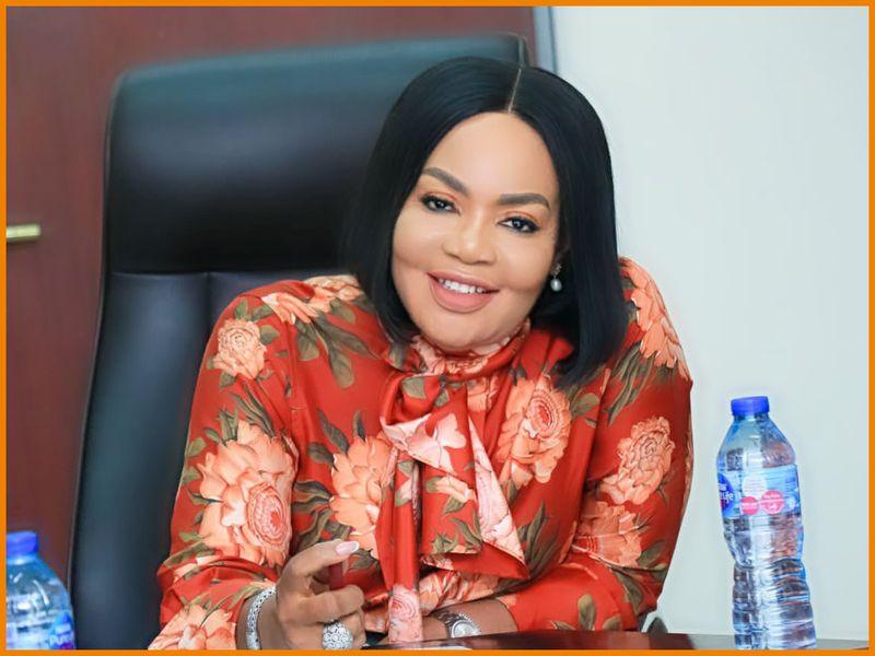 The Federal Government has pledged to review the minimum wage in under two years.
