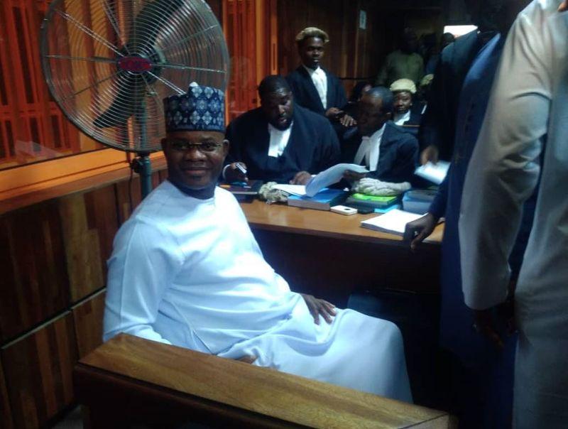 Yahaya Bello, former Kogi State governor, arrives in court to face charges related to a N110bn fraud. 
