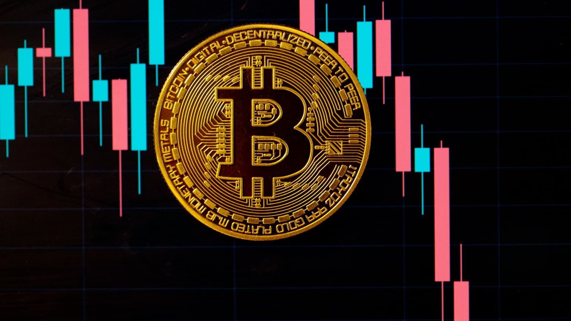 Bitcoin remains the market leader in cryptocurrency, despite the recent fall in active addresses.