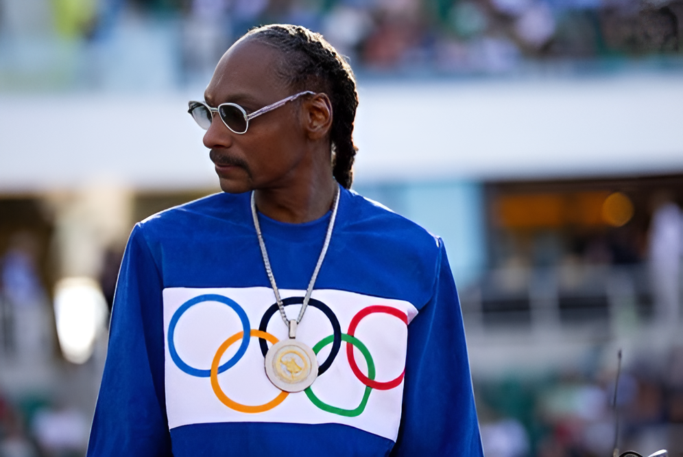 Snoop Dogg to light up the Olympics torch in Paris.