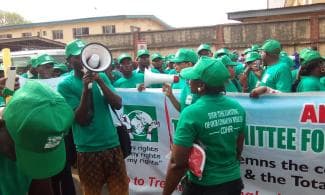 Comrade Debo Adeniran said the Nigerian Police invaded the CDHR’s national headquarters, Right House, in Ikeja, Lagos.
