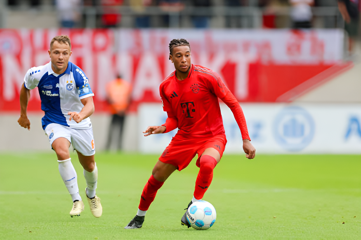 Micheal Olise in action against Swiss side, Zurich.