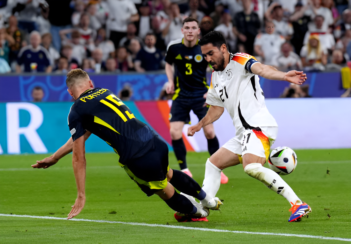 İlkay Gündoğan representing Germany in action aginst Scotland 