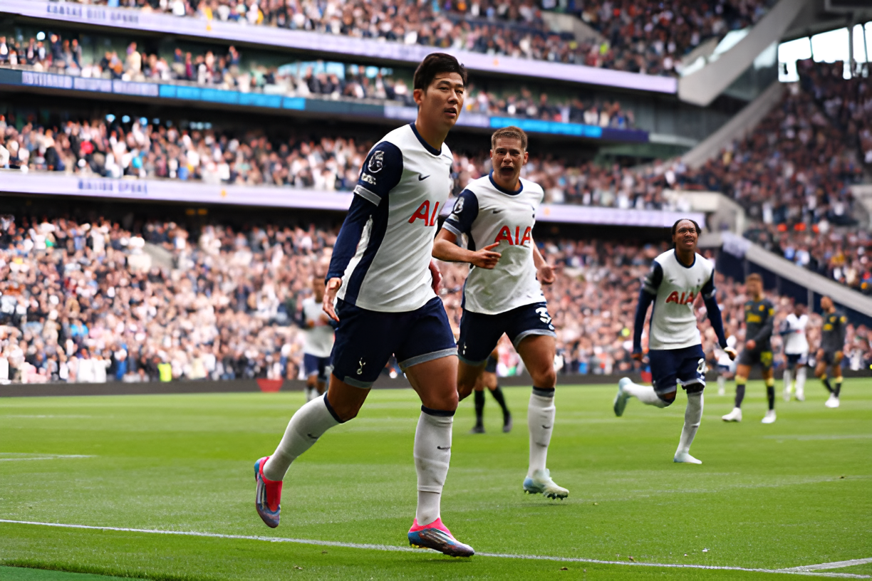 Tottenham's star forward, Son celebrates after his goal against Everton