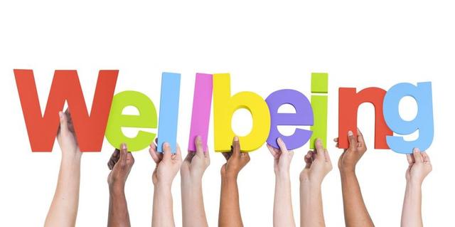 Young professional practising healthy lifestyle habits including exercise, hydration, outdoor activities, and mindfulness to improve overall wellbeing.