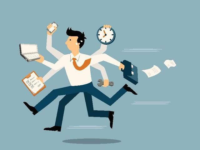 How Nigerians are surviving on tips, dash & side gigs amid N1,381/$1.