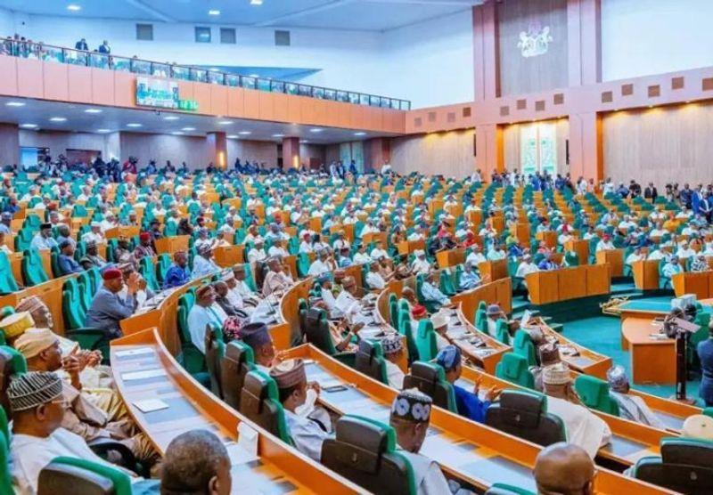 Aggrieved APC lawmakers and delegates reacting during House of Representatives primary elections across Nigeria.
