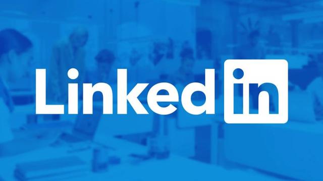 How to build a personal brand on LinkedIn without paying for ads.