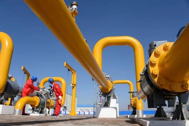Nigeria and Morocco move to seal $25 billion gas pipeline deal linking Africa to Europe.