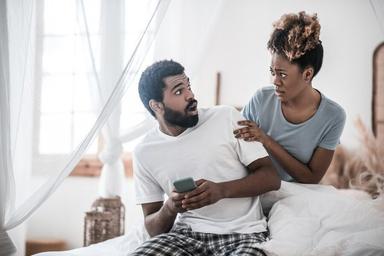 10 signs of emotional betrayal to look out for in your partner